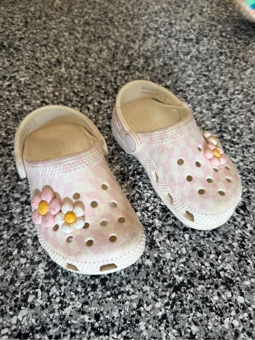 Kids Pink and White Checkered Crocs